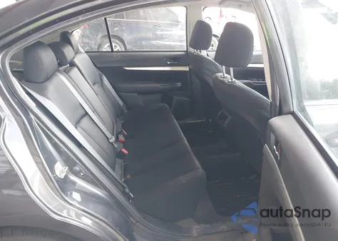 2012 Subaru Legacy 2.5I z USA, uszkodzony, nr VIN 4S3BMBA63C3034643